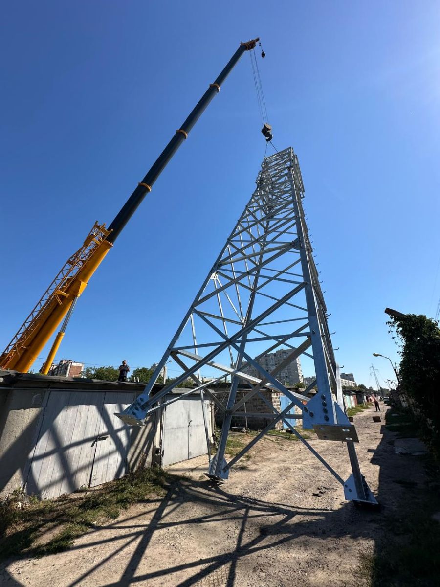 Енергетики проводять реконструкцію електромереж Харкова